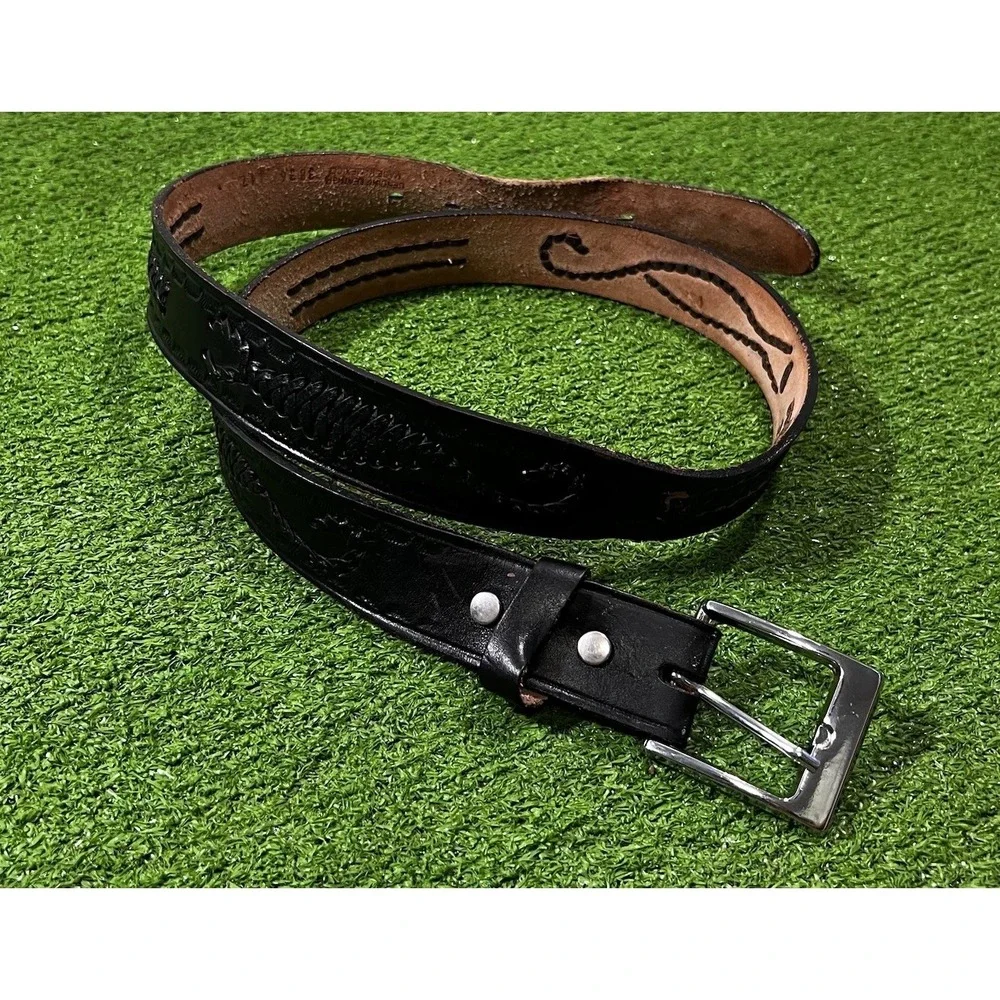 Vintage Leather Western Belt SZ‎ 42 Black Lace Accents Scorpion Design silver
